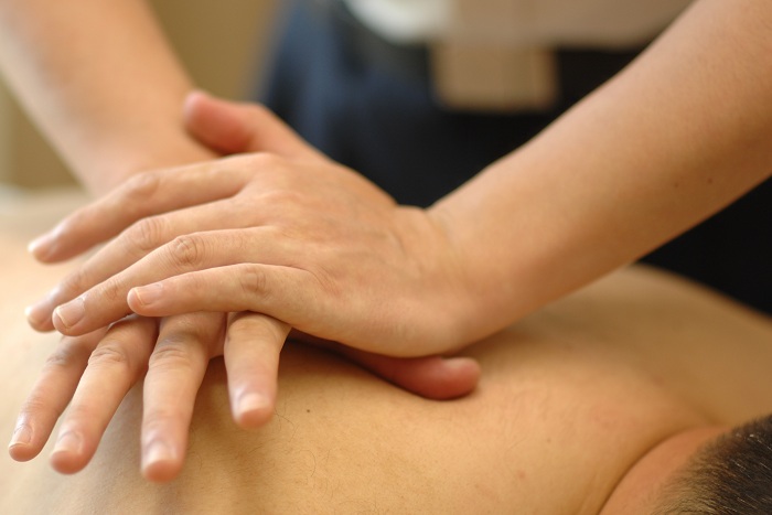 Maintain your health with acupressure massage